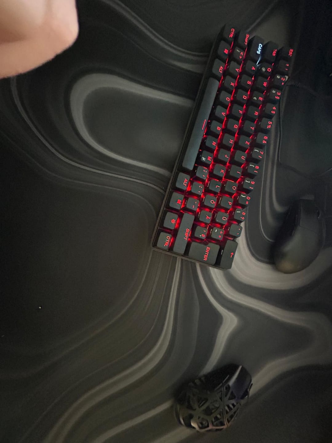 Customer photo review of RZ Mousepad Liquid Black - Speed