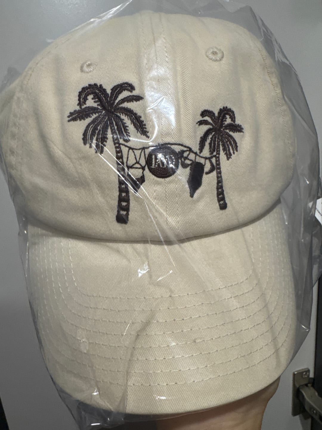 Customer photo review of JAYD Baseball Cap - Shell