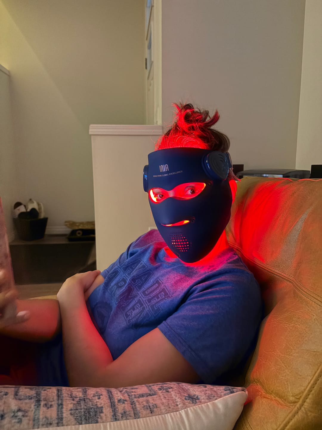 Customer photo review of INIA GLOW 4D 940nm Dual NIR Wireless LED Mask