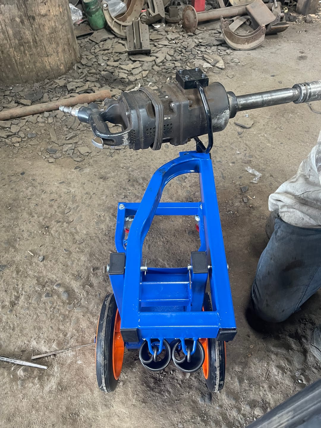 Customer photo review of Carro Porta Llave de Impacto Camion 1"