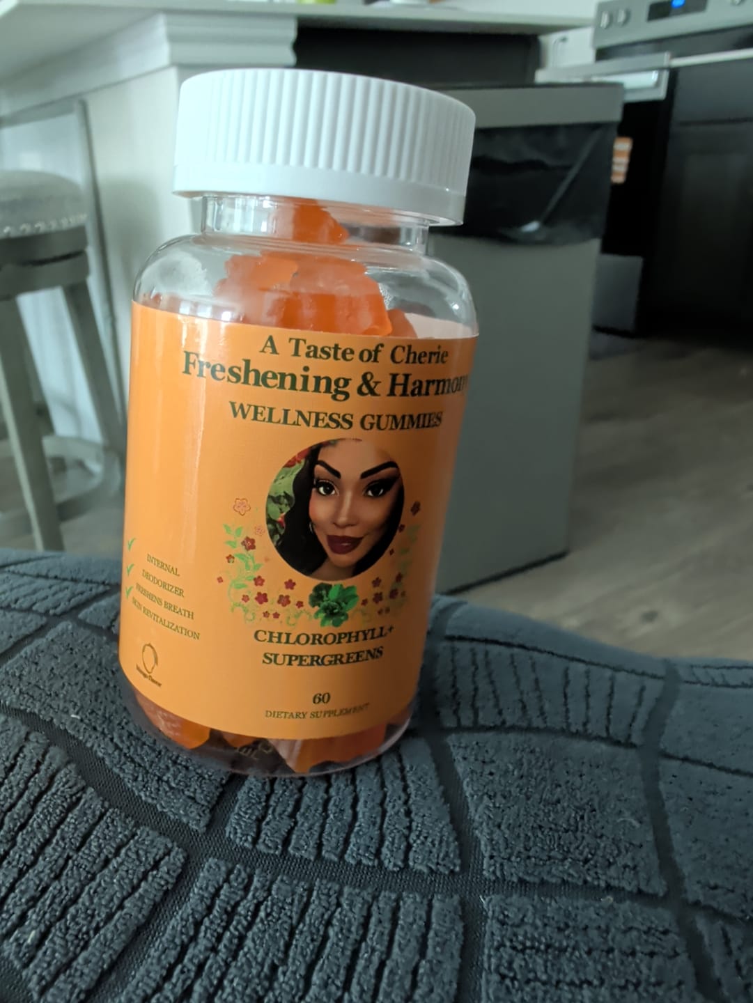 Customer photo review of Refreshing & Harmony Chlorophyll Gummies (Mango Flavor)