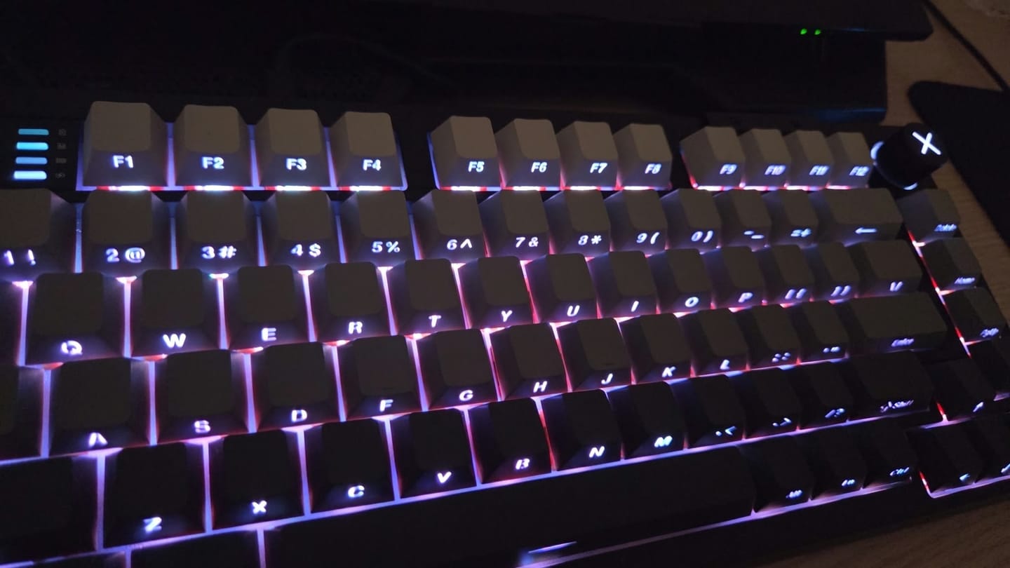 Customer photo review of Darmoshark Top75 HE Wireless Klavye (Manyetik Switch / HE)