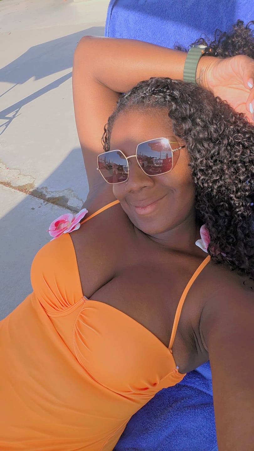 Customer photo review of Water Deep Wave Feather Crochet Hair