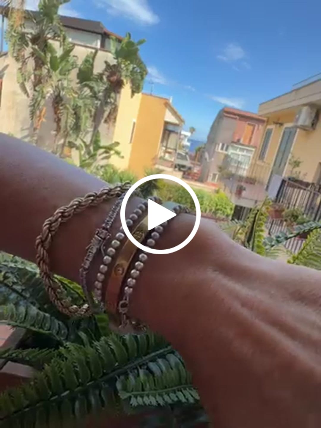Customer video review of Bracciale Rigido con Zirconi – Oro Giallo, Oro Rosa o Oro Bianco