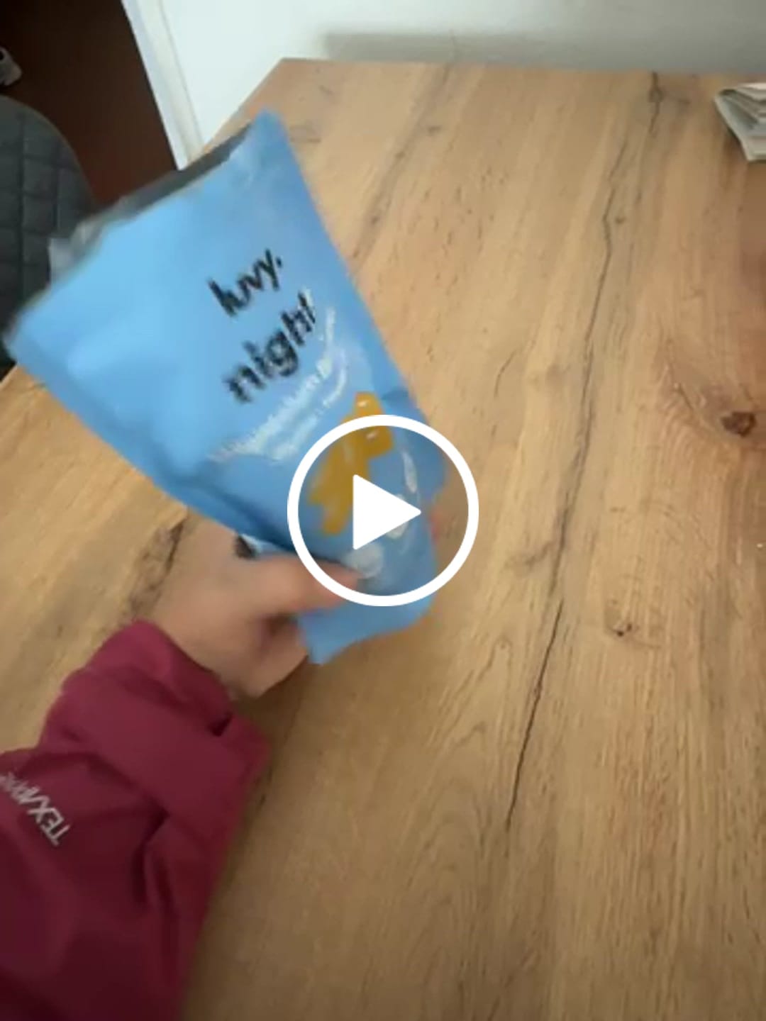 Customer video review of NIGHT+ Premium Magnesium | Bisglycinat, Glycin, Taurin & P5P Softgels