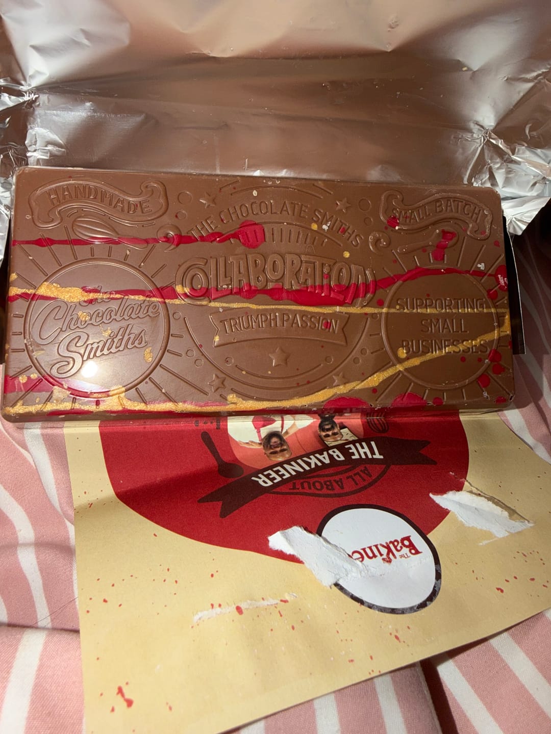 Customer photo review of The Bakineer X The Chocolate Smiths Collaboration 390g