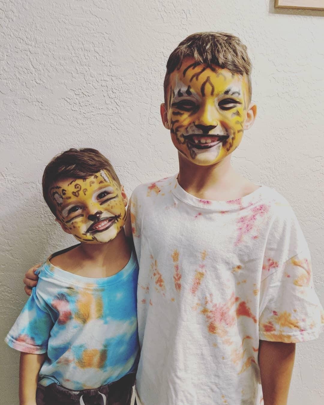 Customer photo review of Face & Body Paint Crayons