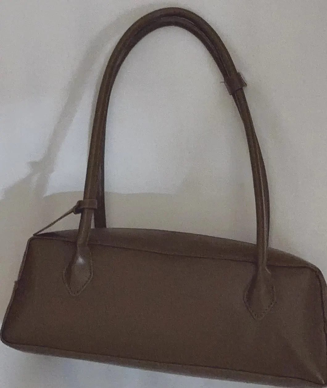 Customer photo review of Ella Vintage Leather Baguette Bag