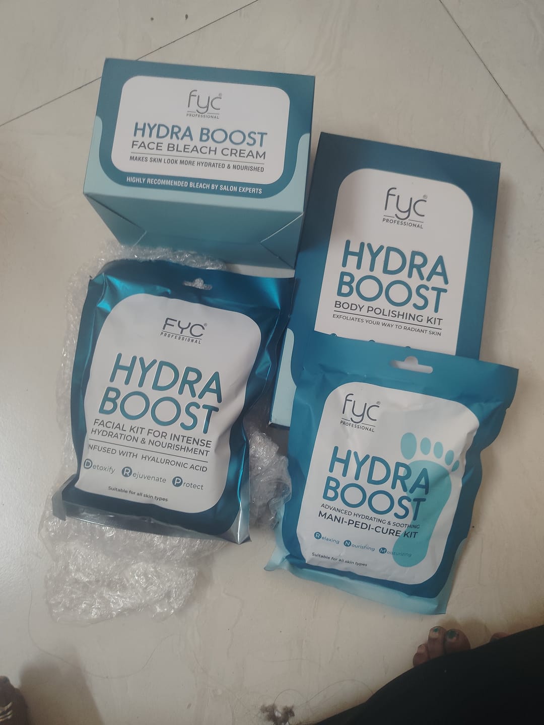 Customer photo review of HydraBoost Complete Salon Care Kit – Facial Kit, Face Bleach, Manicure Pedicure & Body Polishing