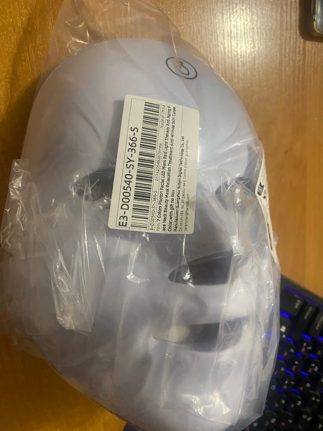 Customer photo review of Mascarilla LED de terapia + 5 ud Mascarillas de Regalo