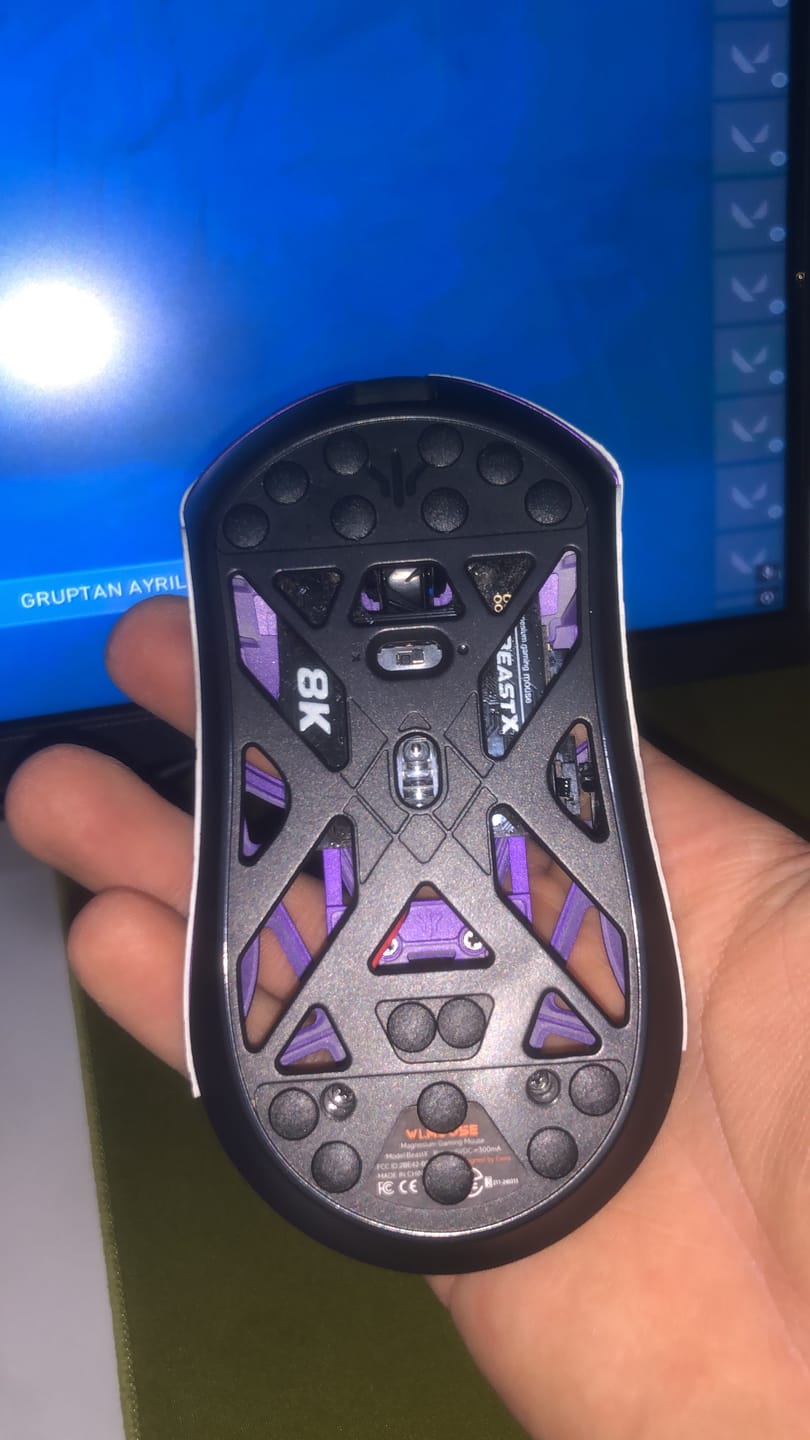 Customer photo review of GHOSTGLIDES Vortex Cloth-Control Dot Skates