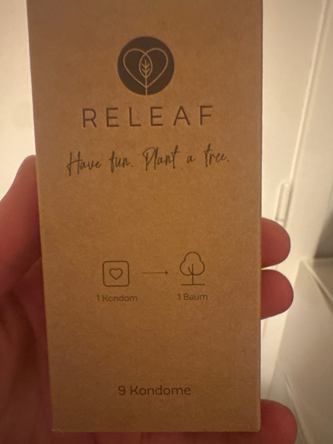 Customer photo review of Releaf | Baumpflanzende Kondome