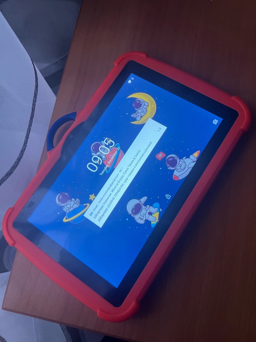 Customer photo review of Kids Learning Tablets