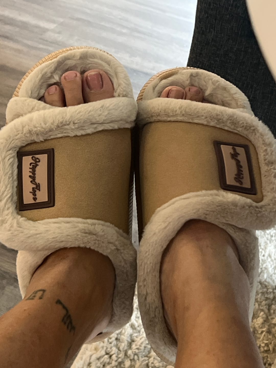 Customer photo review of HappyFluffs