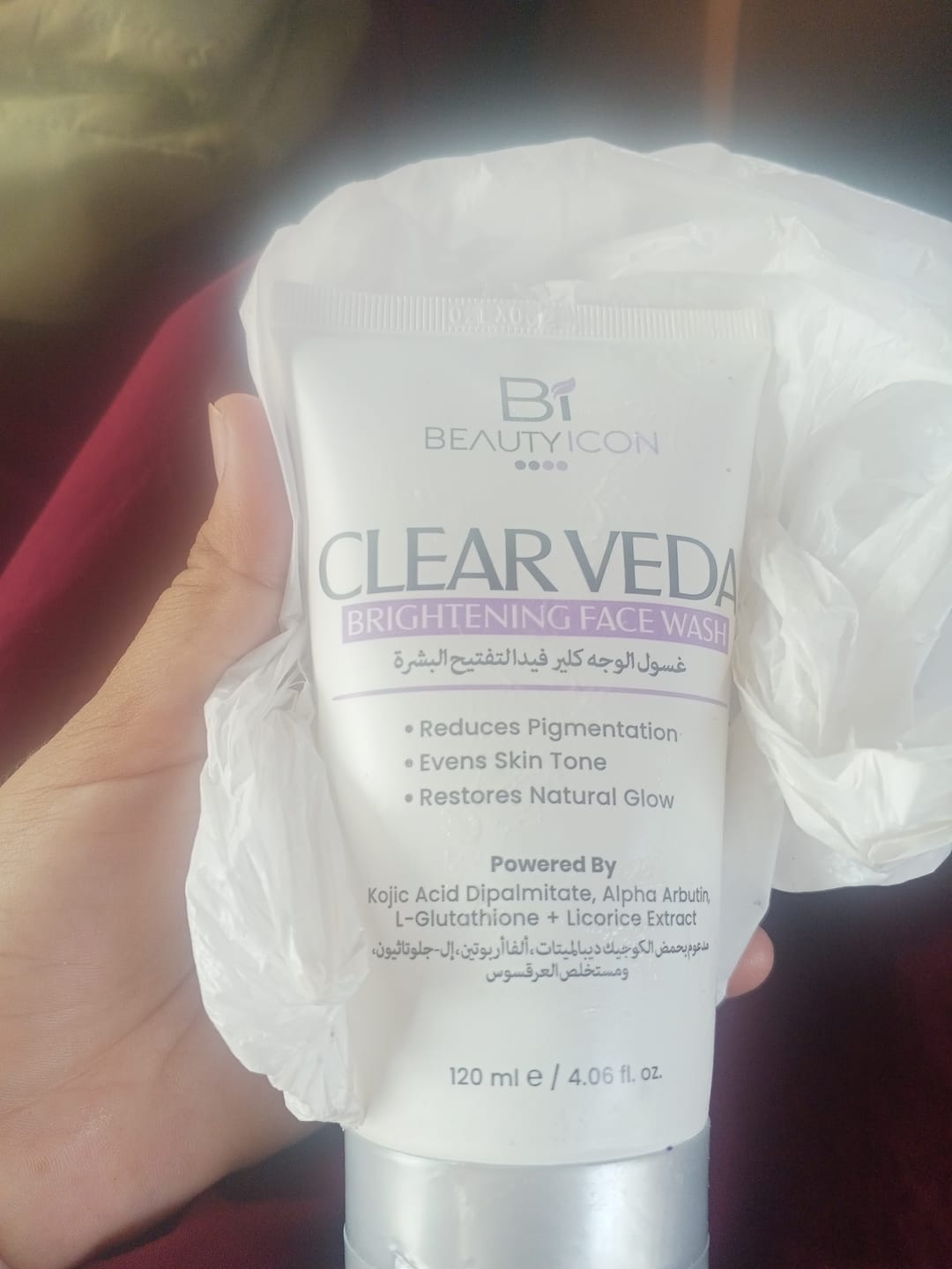 Customer photo review of Clear Veda Brightening Face Wash