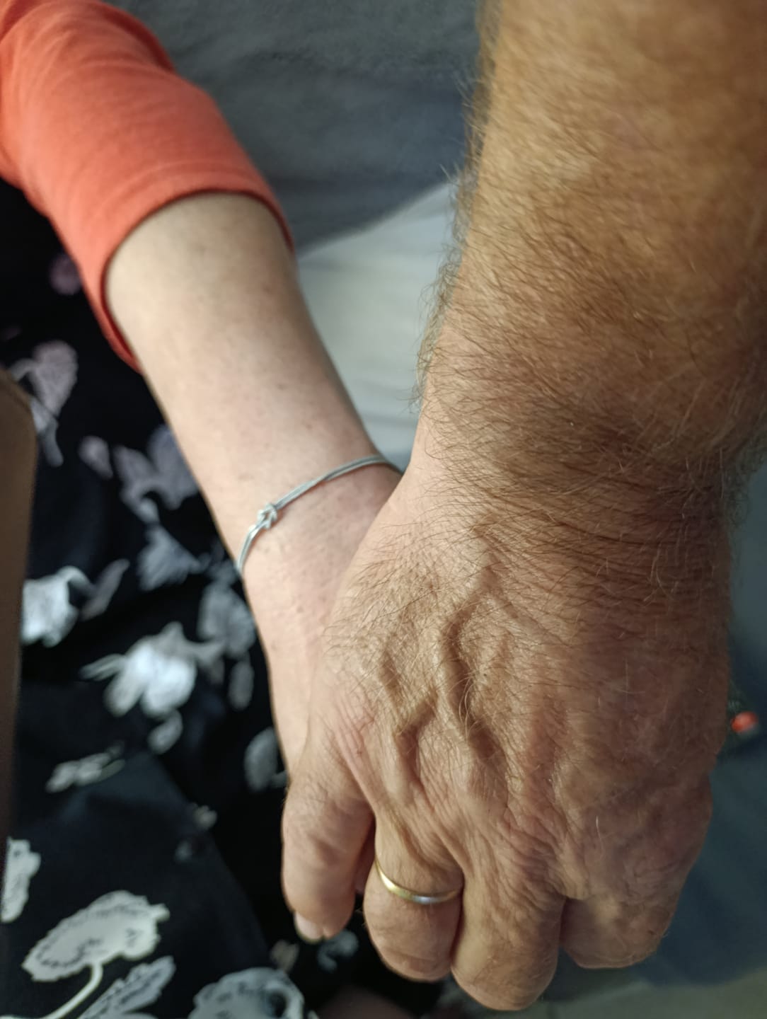 Customer photo review of Knot Couple Bracelet