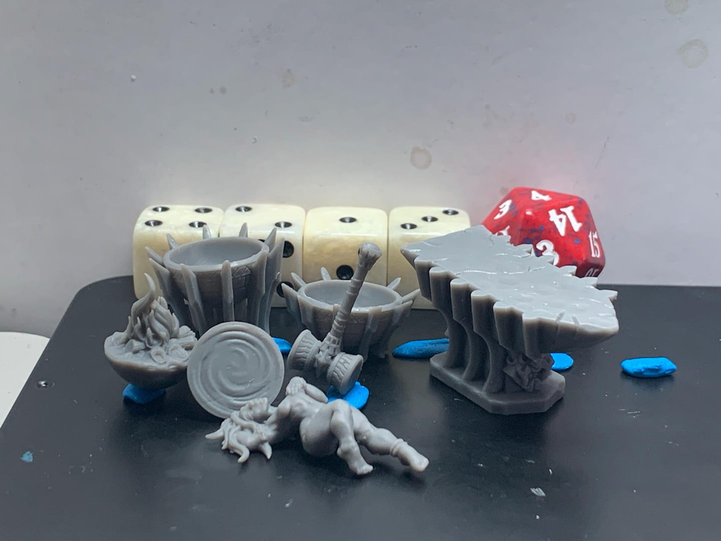 Customer photo review of Fiamma the Oracle and Dumlok Anvil