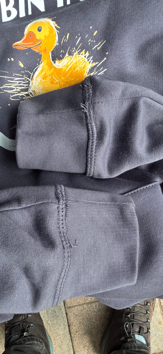 Customer photo review of Hinten auch watt · Unisex Bio Hoodie