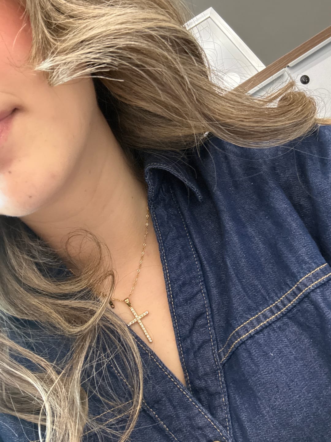 Customer photo review of Collar Con Dije Cruz Zirconias