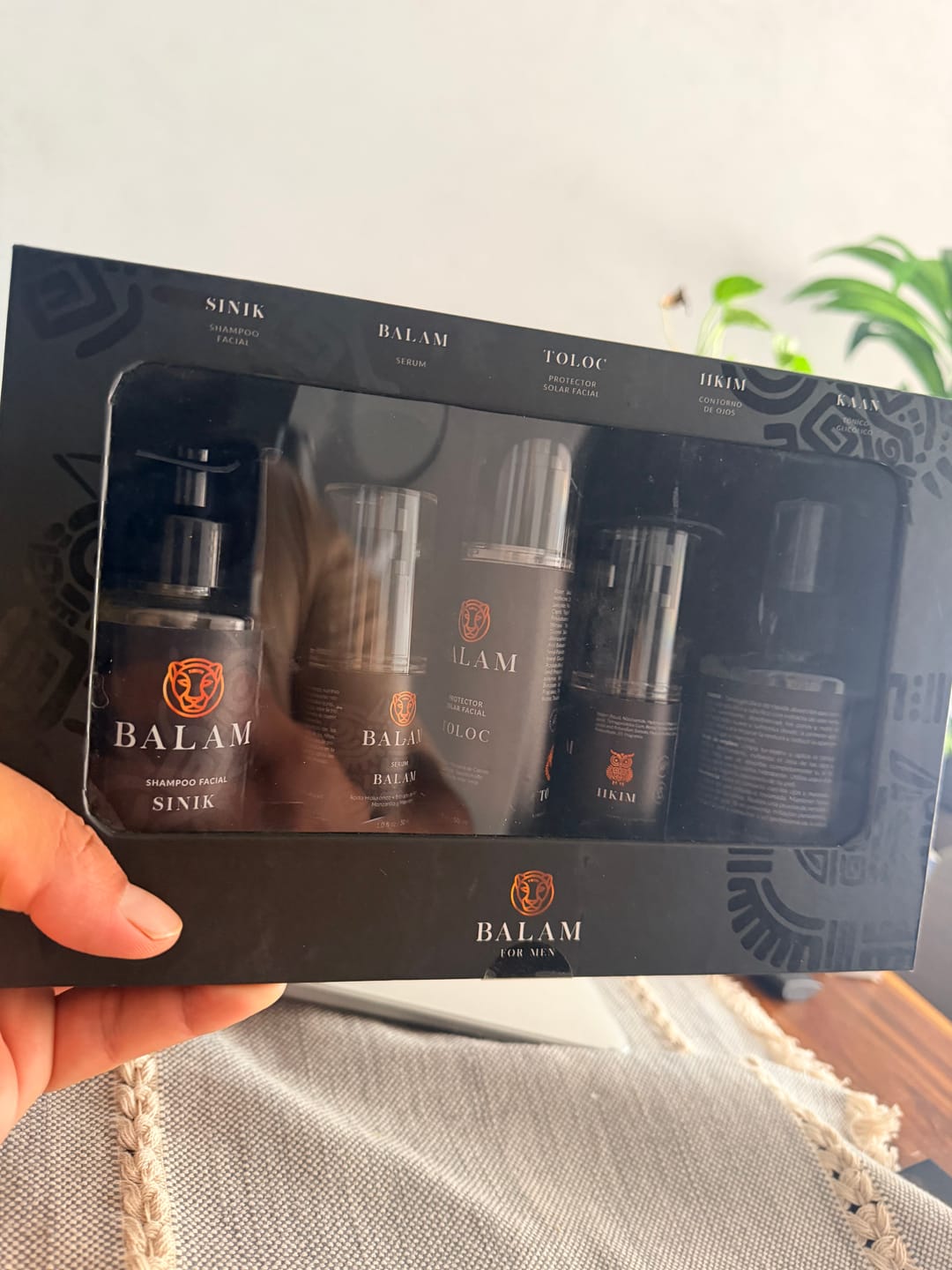 Customer photo review of KIT ANTI EDAD PARA HOMBRES - 5 PRODUCTOS