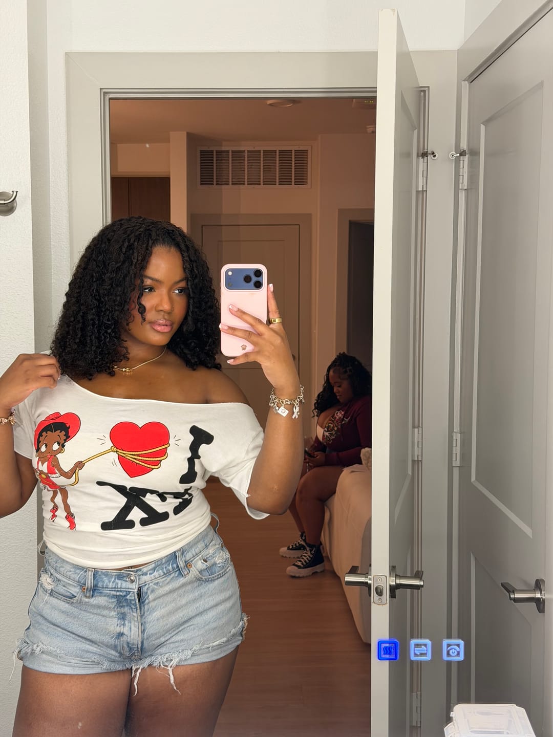 Customer photo review of I <3 TX OFF SHOULDER TEE