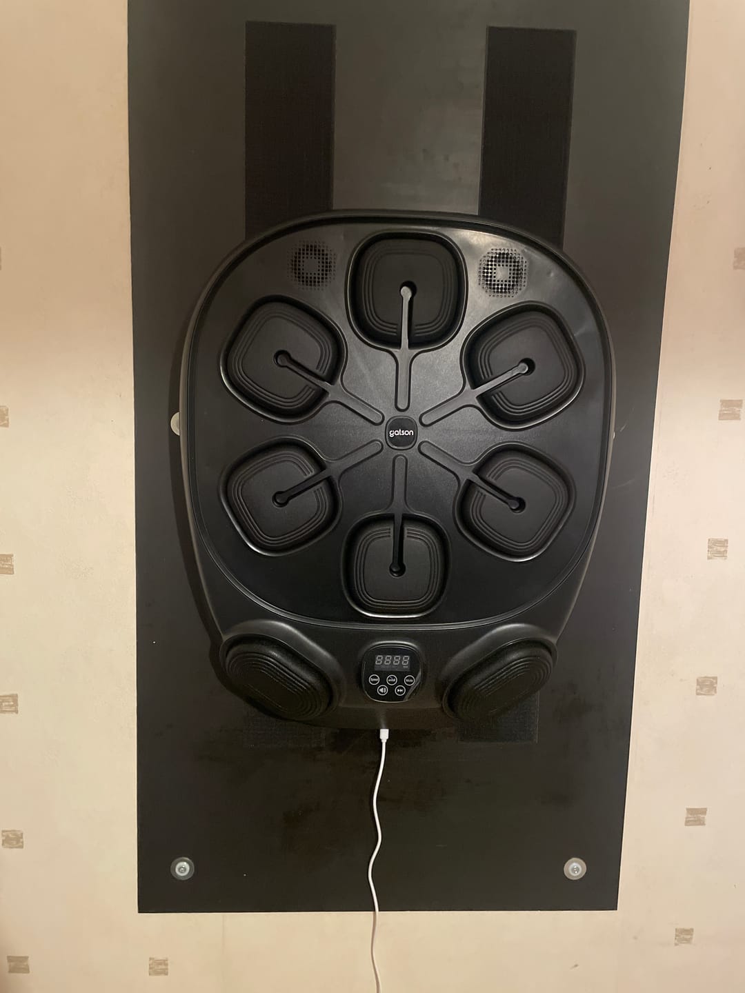 Customer photo review of Gatson Pro Boxing Machine - Inclusief Bokshandschoenen