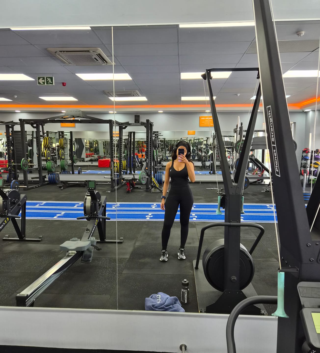 Customer photo review of Active Wear Women's Fitness Set
