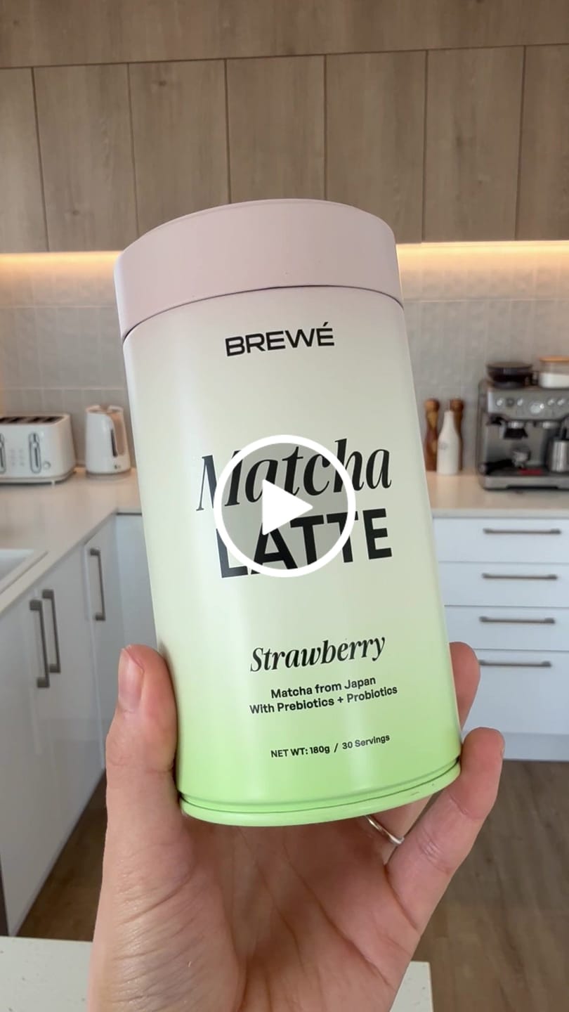 Customer video review of Strawberry Matcha Latte (Ceremonial Grade + Pre & Probiotics)