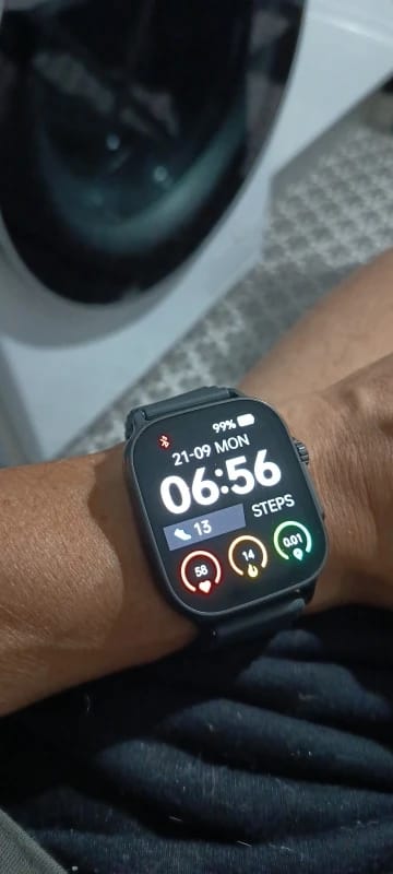 Customer photo review of Vivaria Watch Ultra 9