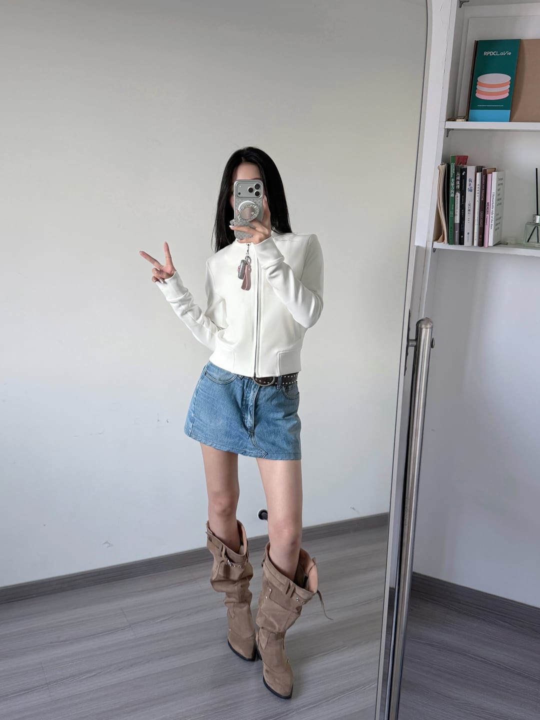 Customer photo review of Hydrae Sculpted High-Neck Zip-Up Fitted Jacket