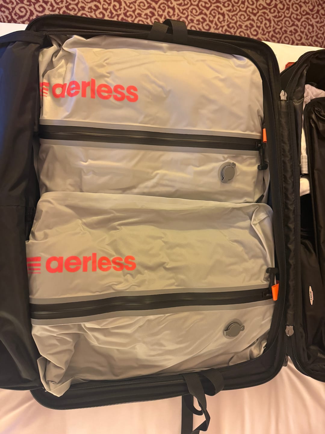 Customer photo review of Aerless™ Luggage Tag