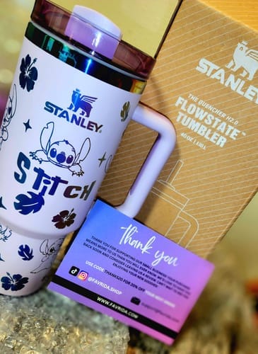 Customer photo review of Stitch Holographic In-Car Insulated Cup 40 OZ