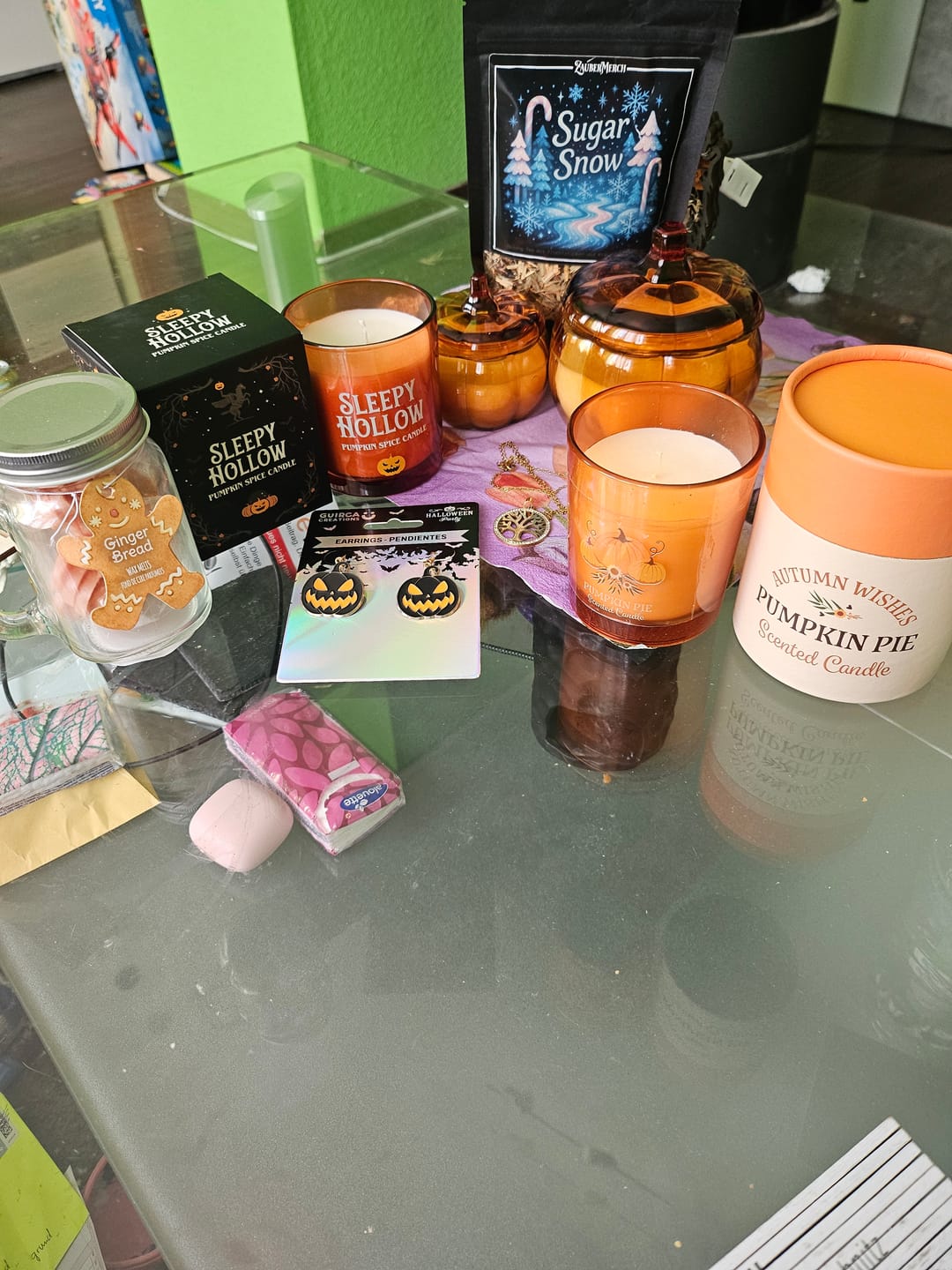 Customer photo review of Halloween Kürbis Ohrringe – Spooky Accessoire