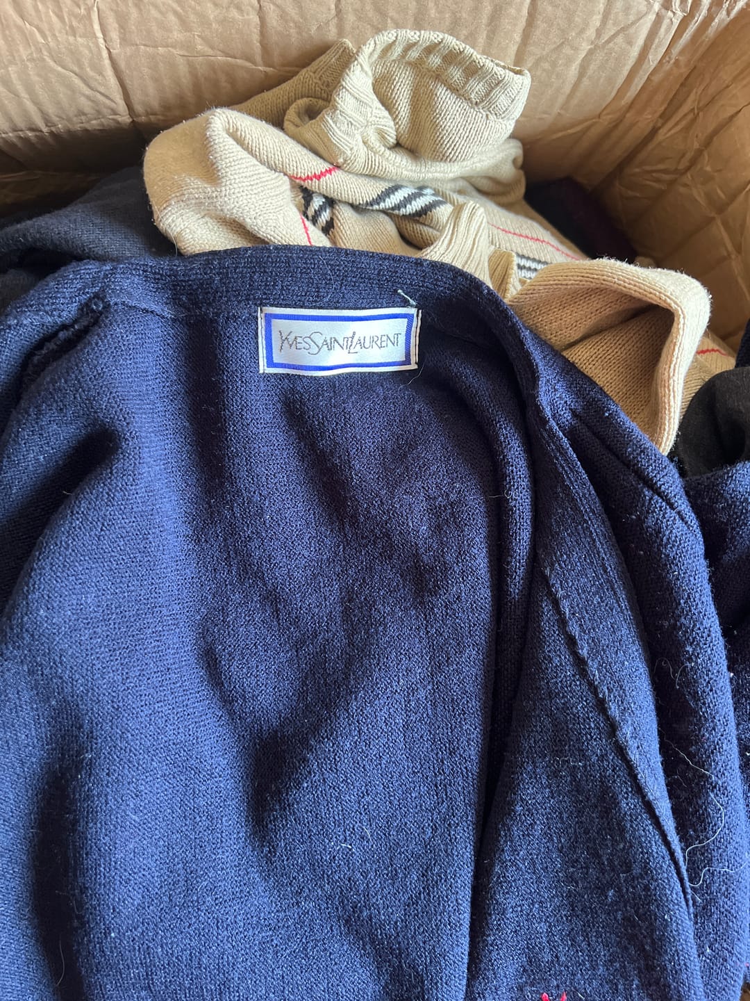 Customer photo review of 30x BRANDED KNITWEAR