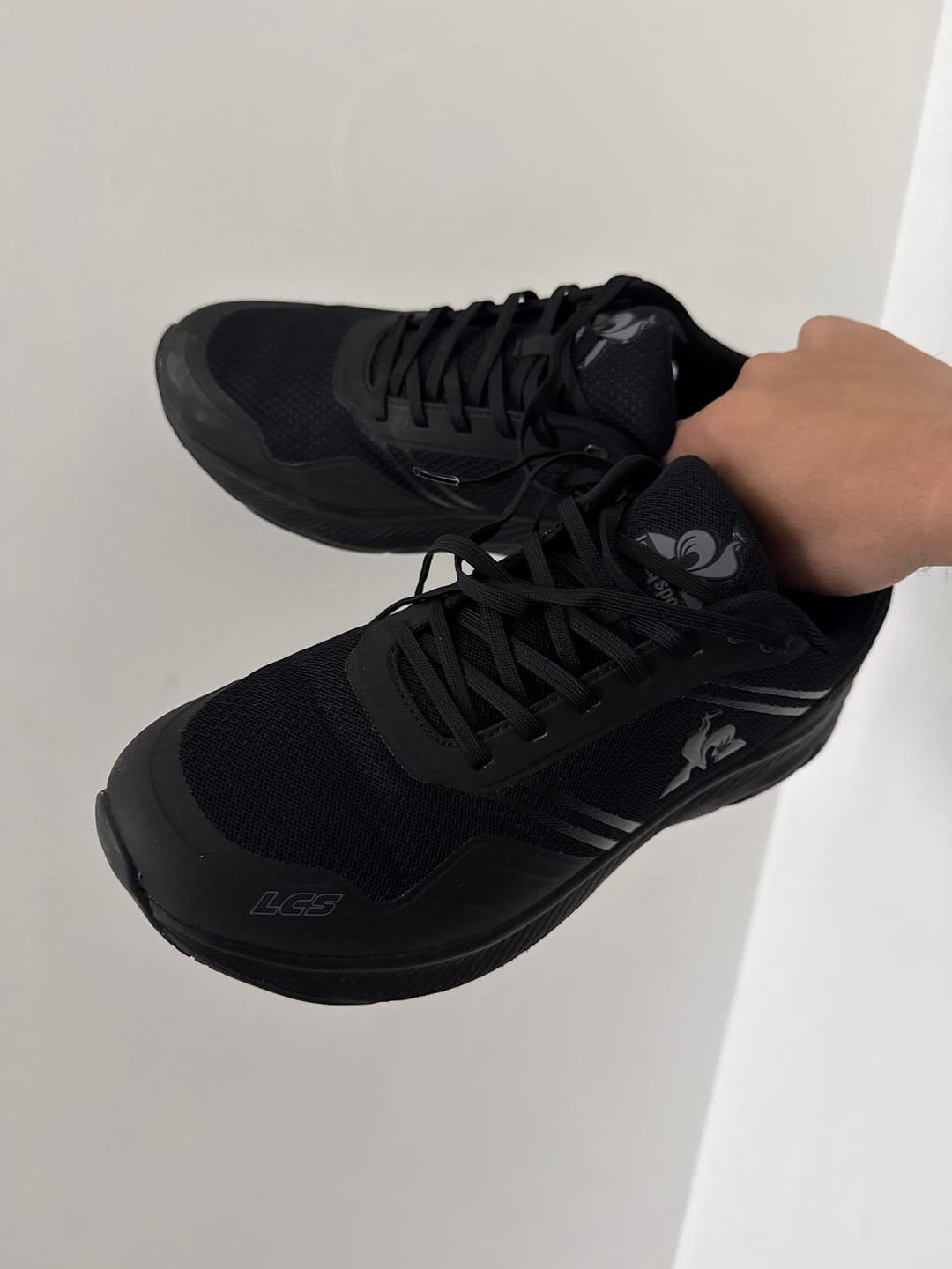 Customer photo review of Zapatillas Le Coq Sportif Stirred Negro