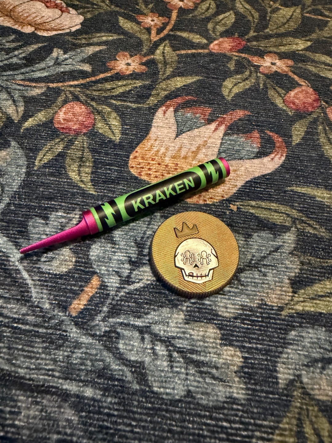 Customer photo review of 🍉 Slice Free Crayon Golf Divot Tool (Melon)