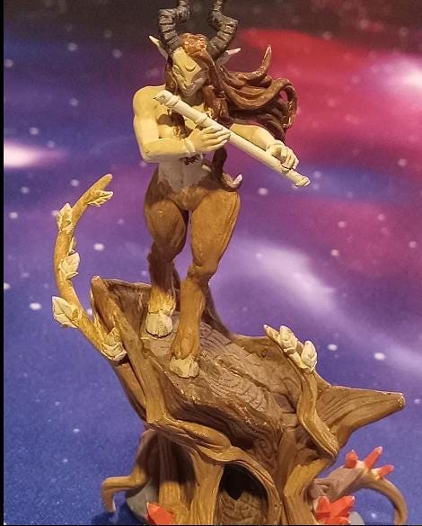 Customer photo review of Nihae - Arverian Pinup, Hollow Tree