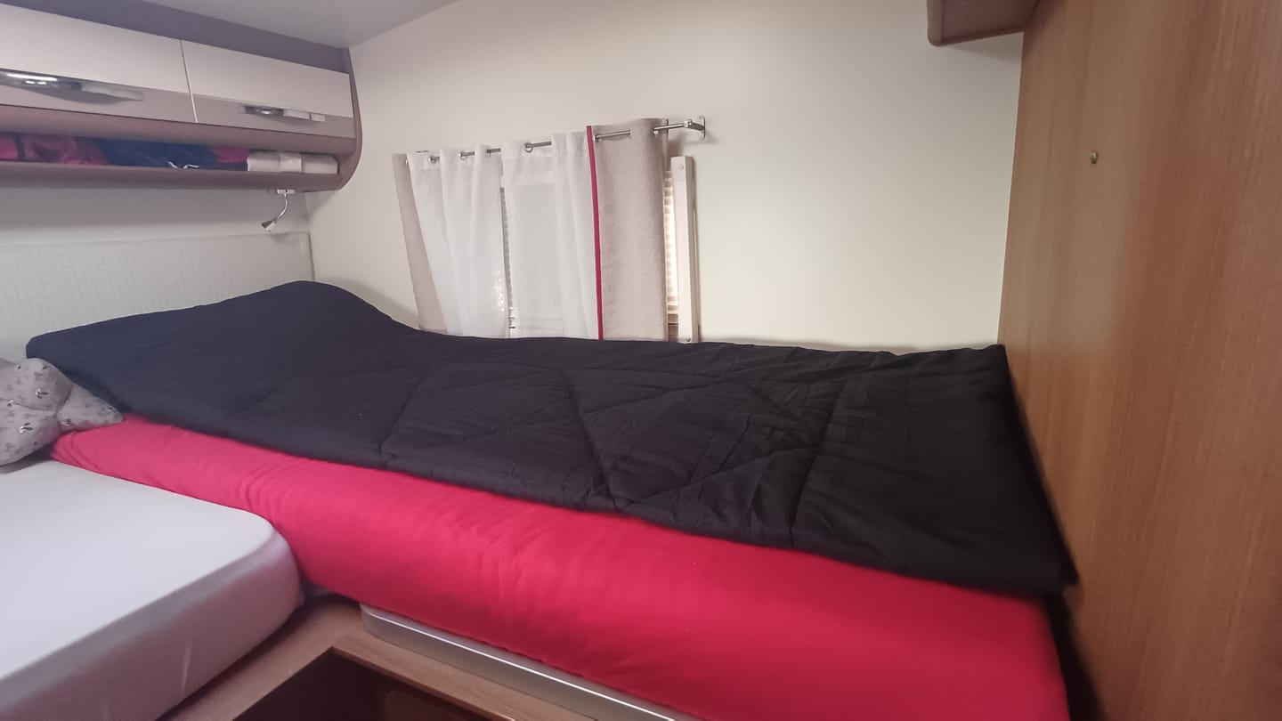 Customer photo review of NoCover® 2in1 Bettdecke - Die Bettdecke, die du nie mehr beziehen musst