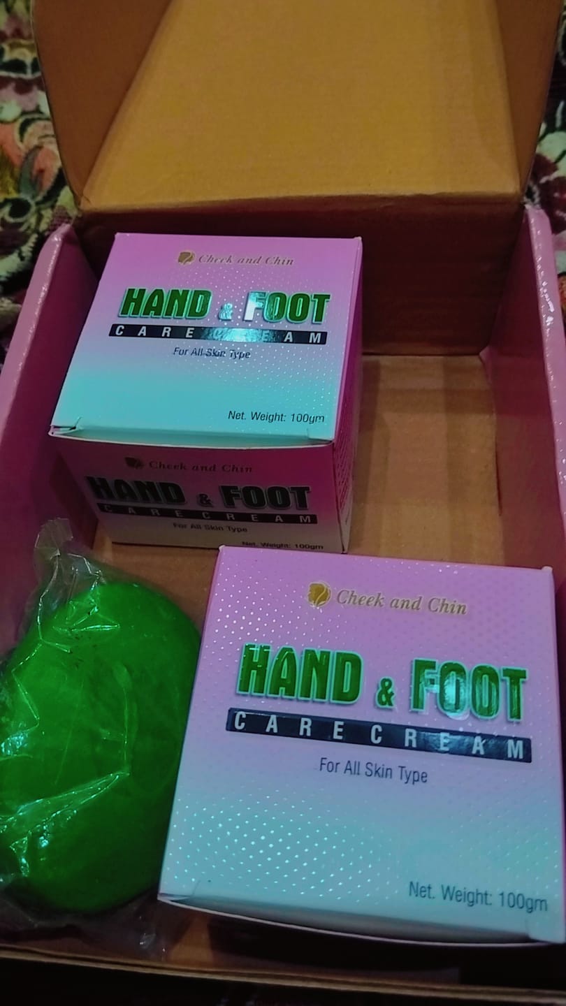 Customer photo review of Hand and foot Care cream(pack of 2)