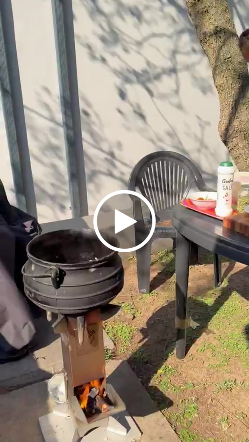 Customer video review of BraaiPlank™ ROCKETSTOVE+ with Carry Bag