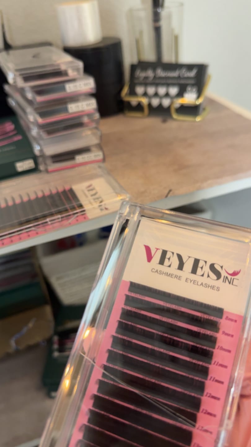 Customer photo review of VEYESINC Cashmere Lashes - 0.03MM