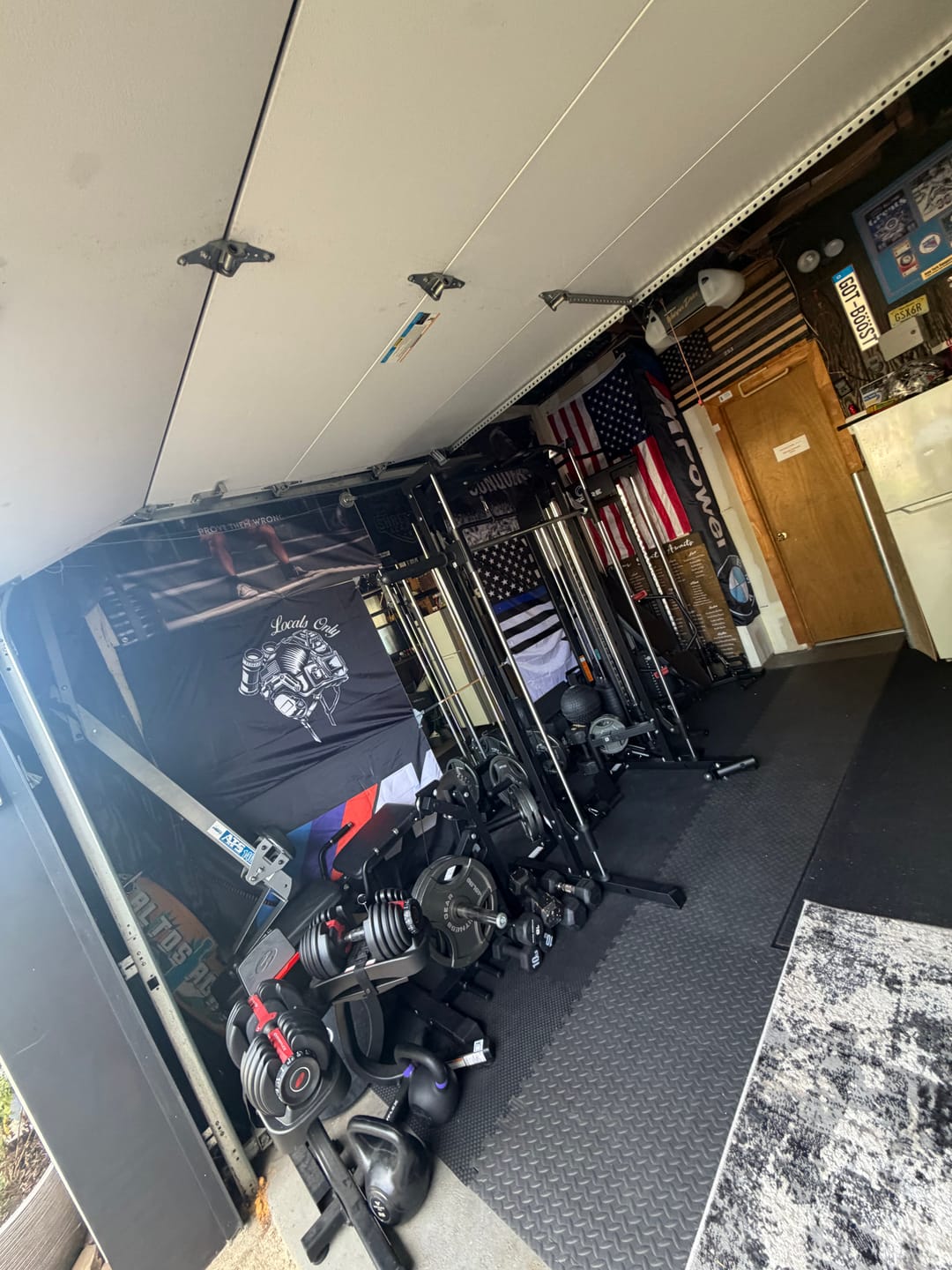 Customer photo review of RitFit PSR05 2.0 Multifunctional Smith Machine Power Rack with LAT-Pull Down System