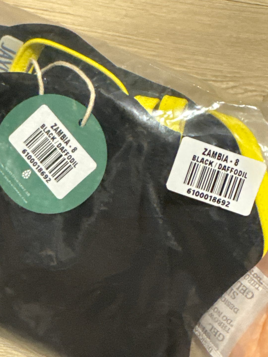 Customer photo review of ZAMBIA ONE PIECE - Black|Daffodil