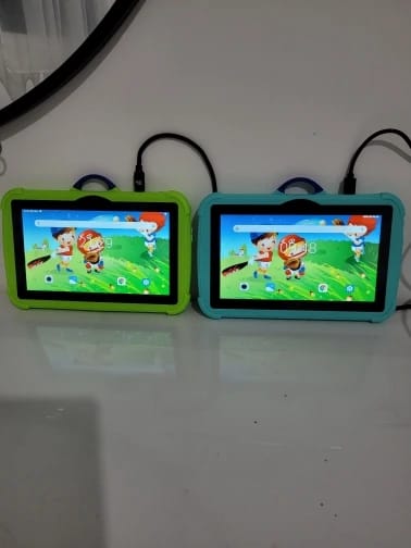 Customer photo review of Kids Learning Tablets
