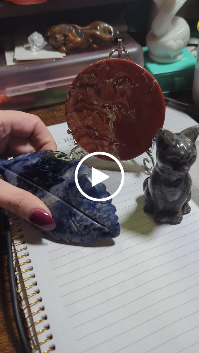 Customer video review of Mystery Crystal Capsules (no tumbles)