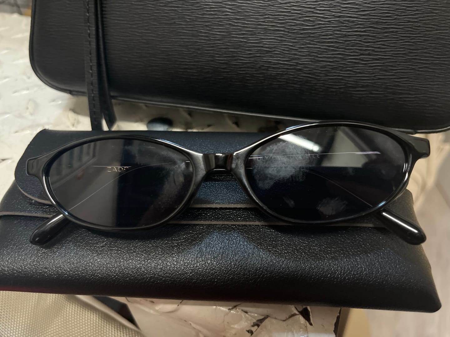 Customer photo review of LILY / ALL BLACK