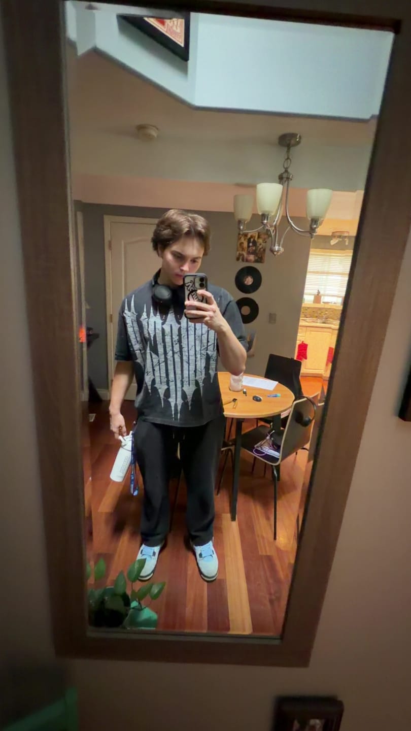 Customer photo review of 4156 - Revenge Tees