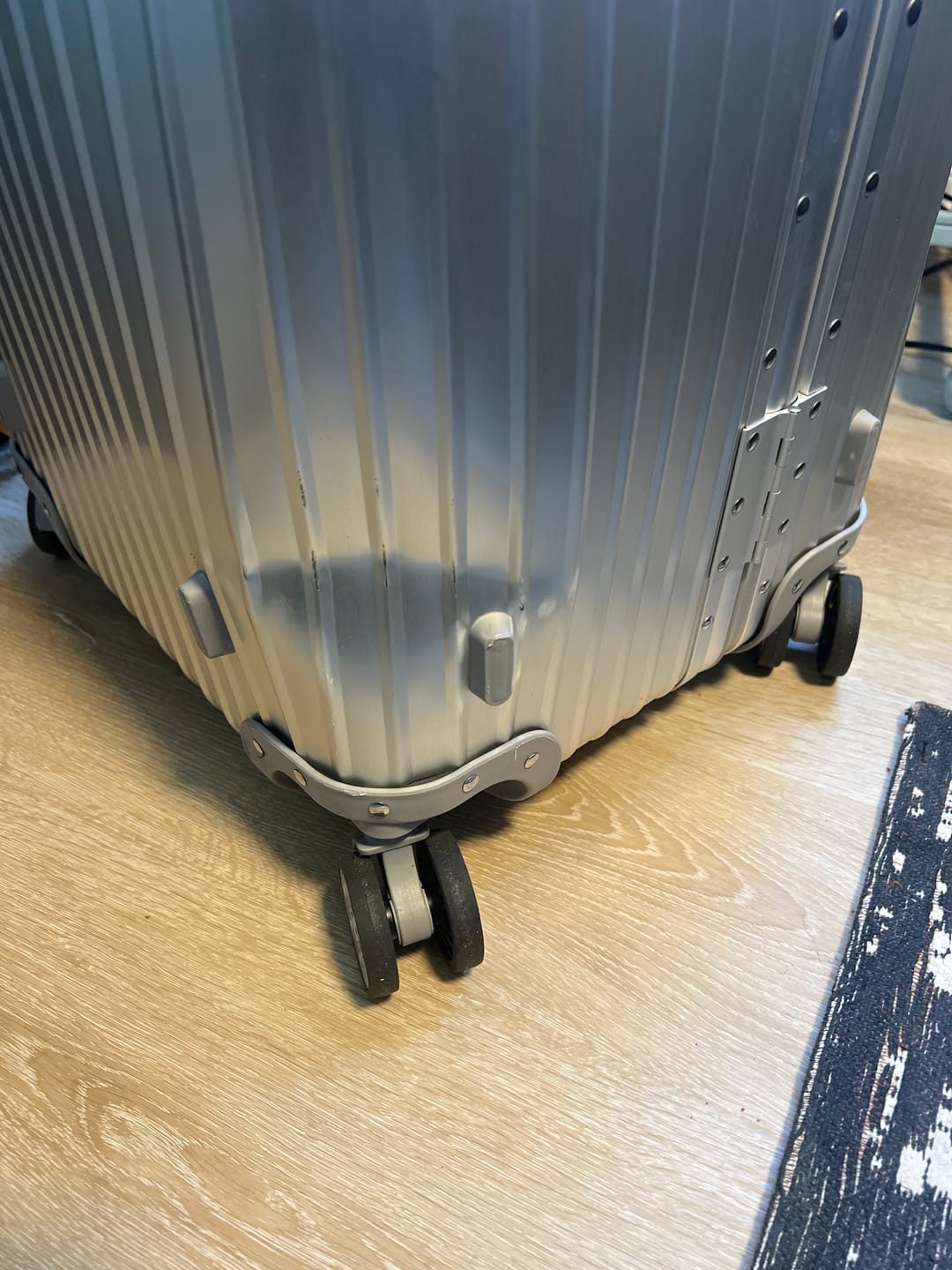 Customer photo review of RIIGID V2 THICKER ALUMINIUM & REMOVEABLE WHEELS