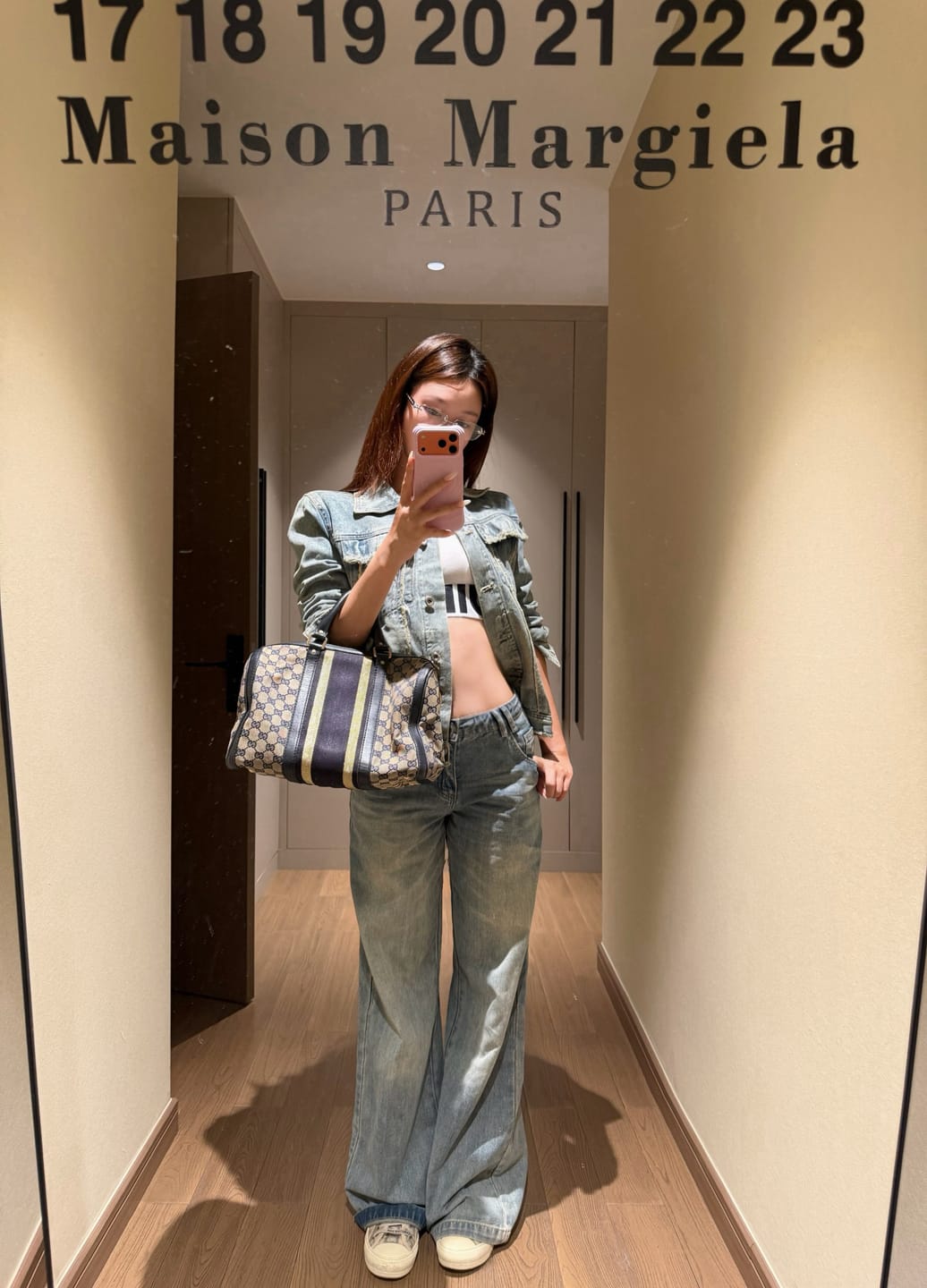 Customer photo review of Rase le sol Distressed Denim Jacket & Wide-Leg Pants Set