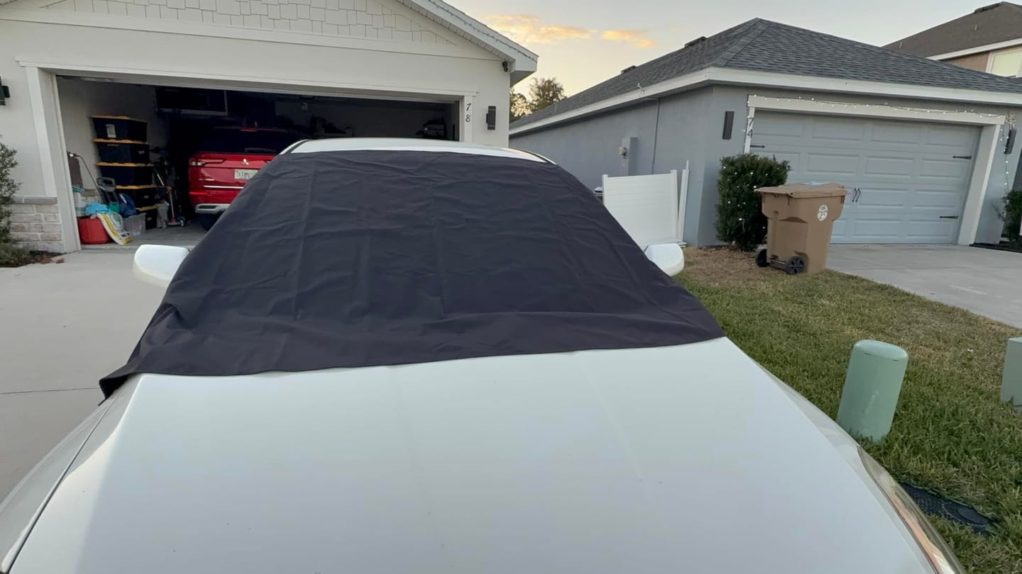 Customer photo review of Magnetic Windshield Cover - All-Season Sun, Snow & Frost Protector for Cars, SUVs & Trucks